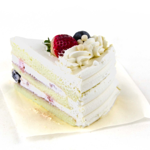 Berries Shortcake by La Bamboche Patisserie